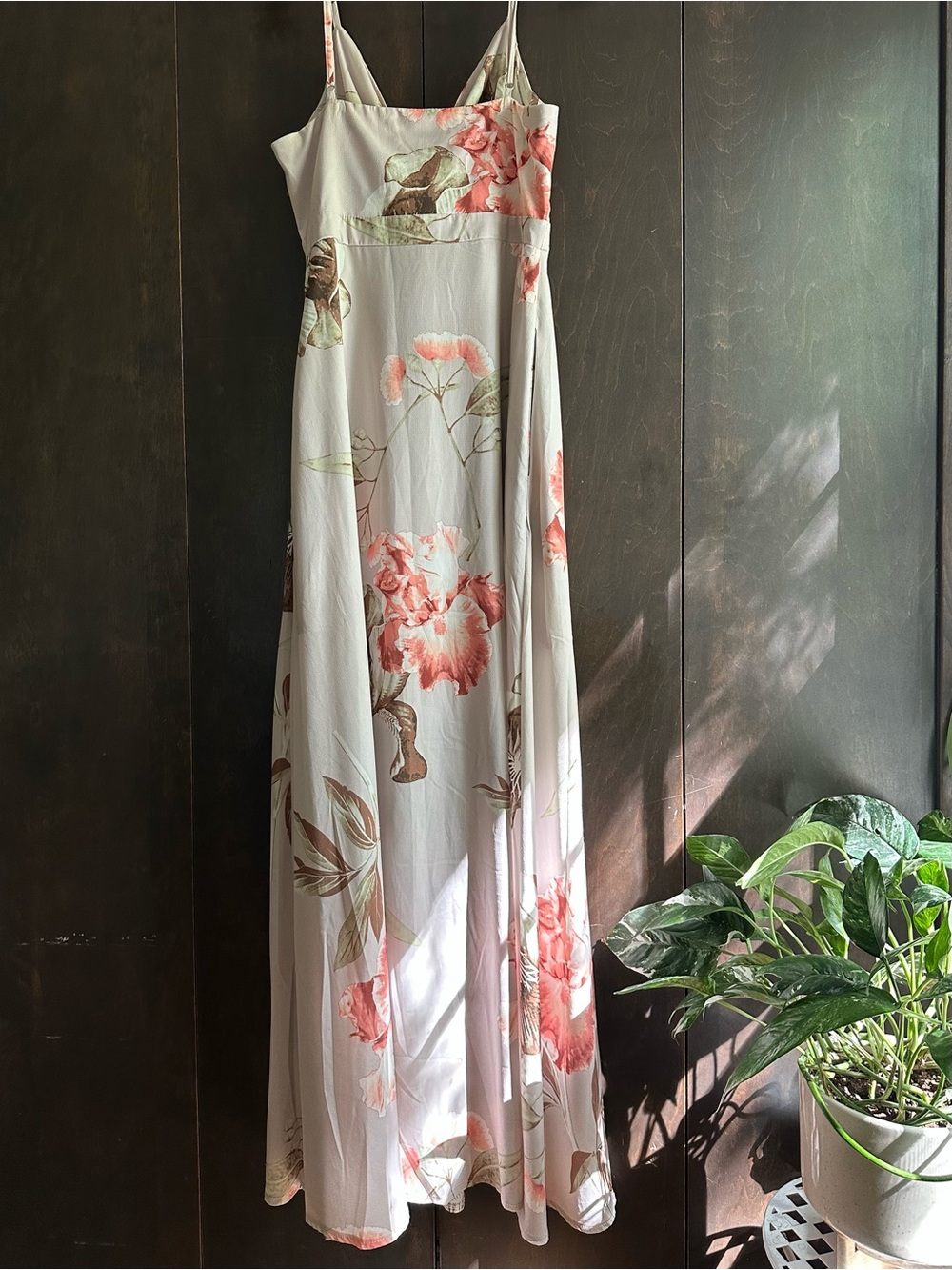Hello Molly Floral Tie-Front Maxi Dress in Cream and Pink - Picture 7 of 8